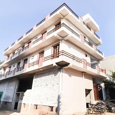 Hotel O The Velvet Chinhat Tiraha 外观 照片