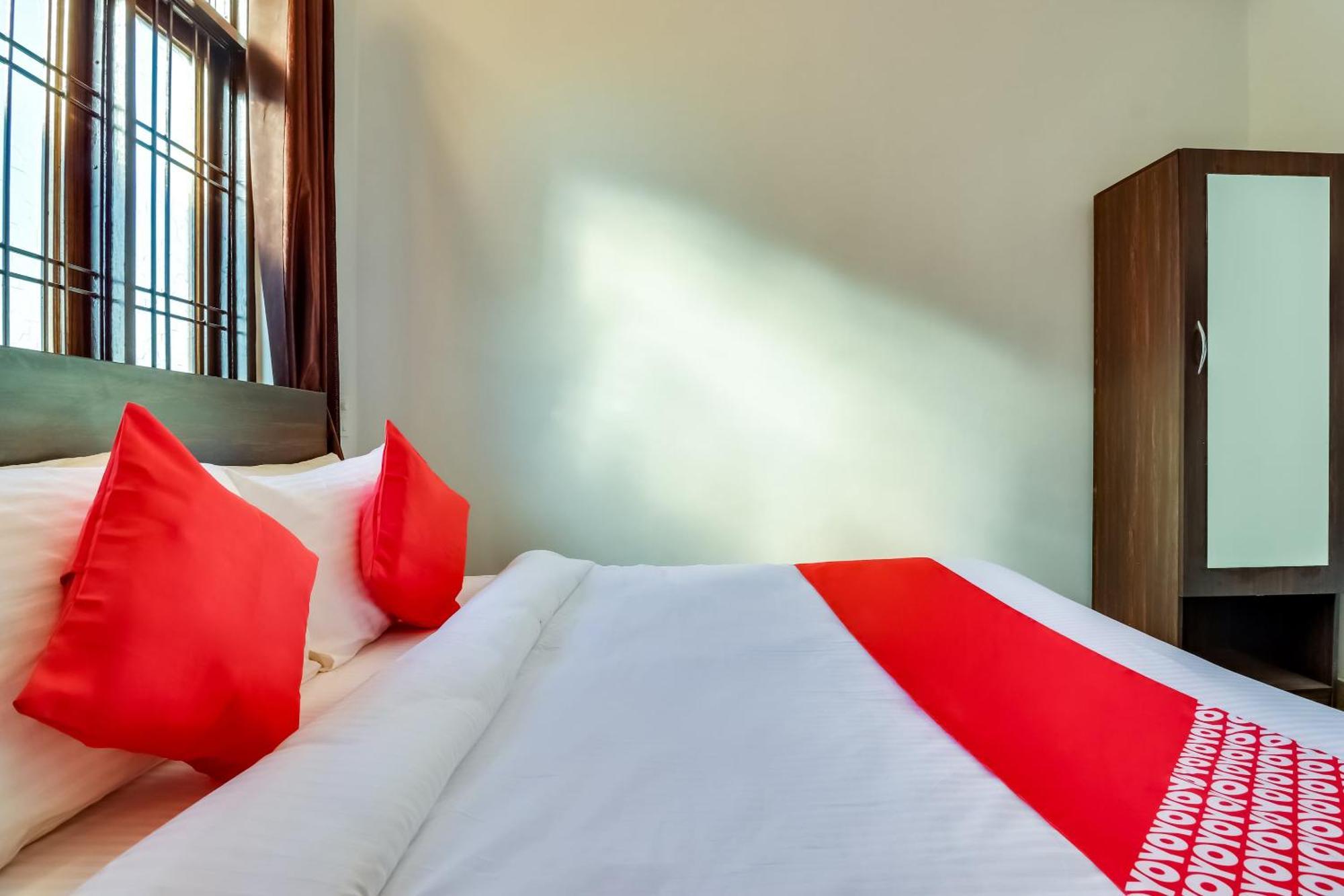 Hotel O The Velvet Chinhat Tiraha 外观 照片
