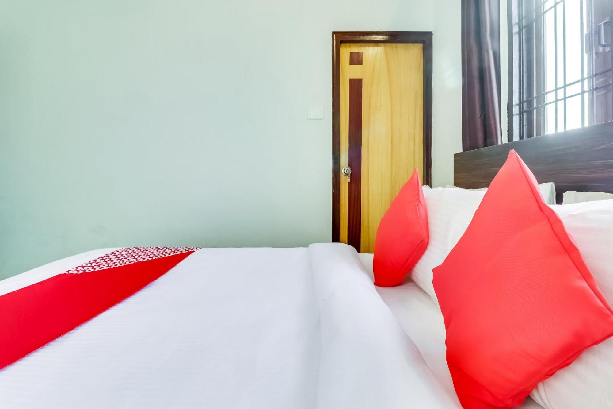 Hotel O The Velvet Chinhat Tiraha 外观 照片